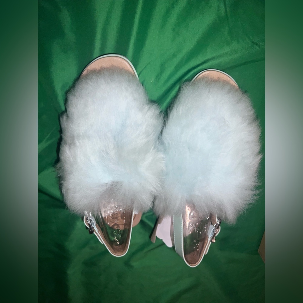 New UGG Fluffy White/ Mint Green Holly Sandals with Buckle size 39 - Picture 4 of 10